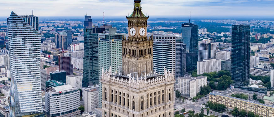 Schoenherr and Szecsenyi & Partners Advise on Julius Meinl Living's Acquisition of Protected Building in Budapest from Longbridge Group